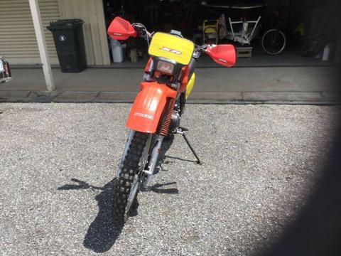 Honda XR 250 fitted with 200 motor . EC . $1325