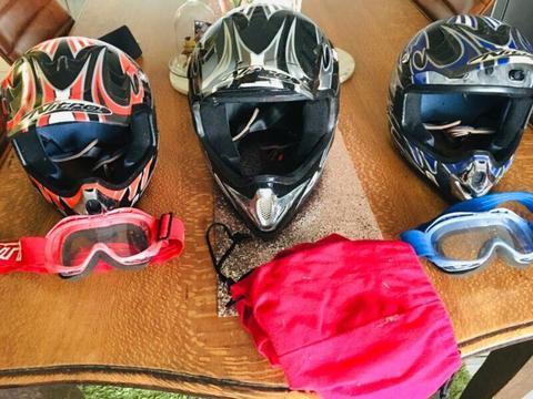 3 x trail bike helmets (2 kids)