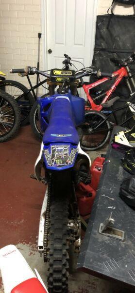 Yz 85 2004 with lots of spare parts