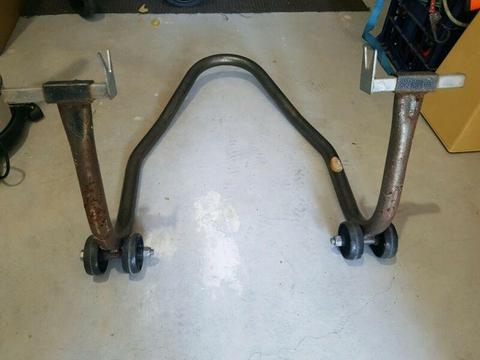 MOTORCYCLE STAND NEED GONE OFFERS INVITED