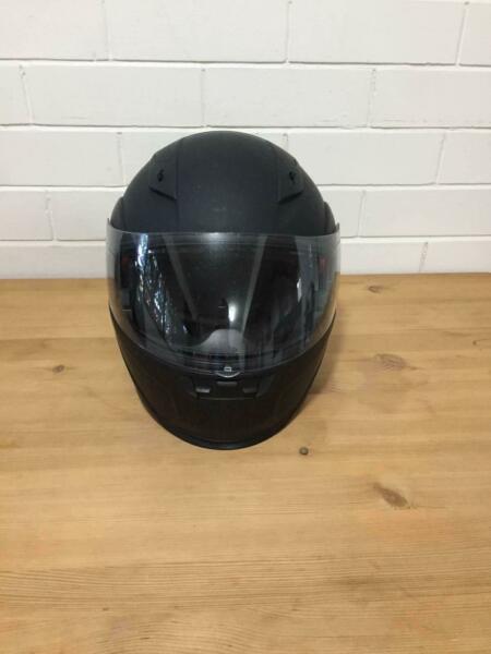 Flip Up / Face Modular Dual Visor (Sun) Motorcycle / Scooter Helmet