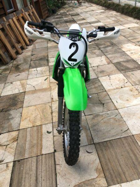 Kawasaki KLX140 small wheel