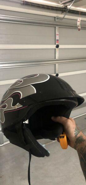 Women's motorcycle helmet