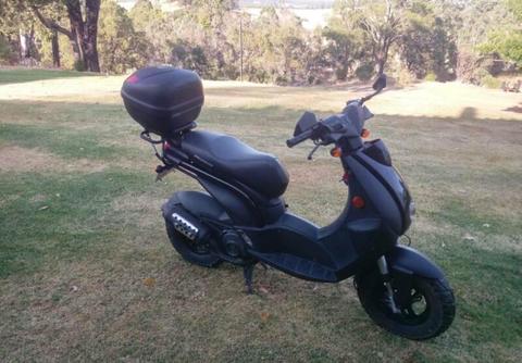 Peugot Moped / Scooter 50cc