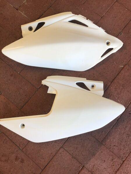 CRF450X Side Plates Pair