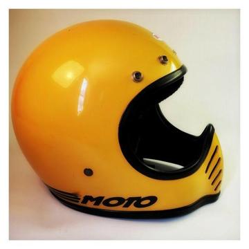 Vintage 1970's Bell Moto lll Helmet. Exc Condition