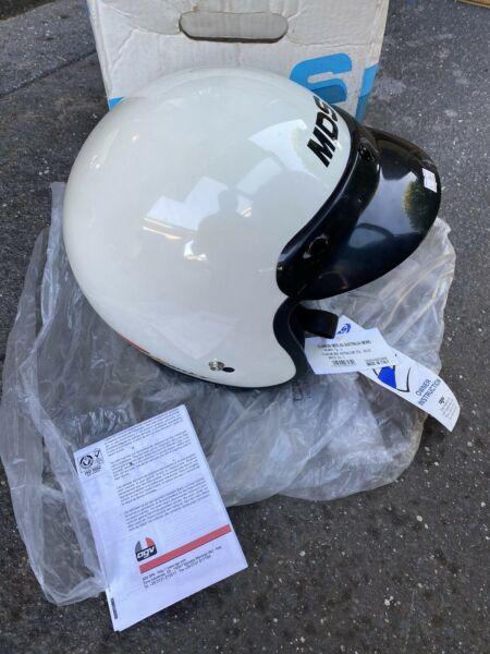 Brand New NOS MDS AGV Motorcycle Helmet Size Large