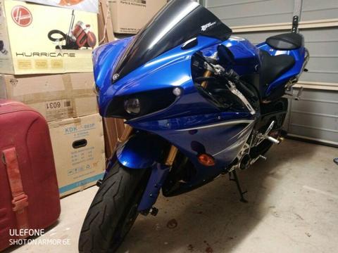 Fantastic Condition Yamaha YZF-R1 2009 Model (Firm Price)