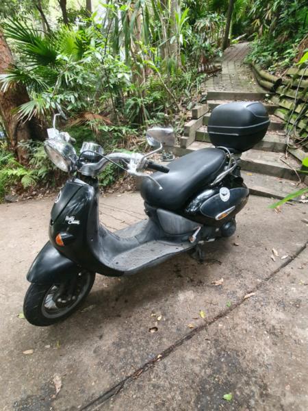 Aprillia Mojito Scooter 12 mths rego low kms