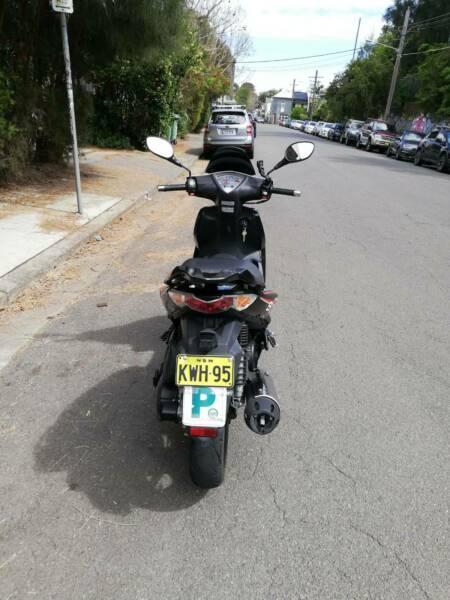 Good condition kymco super 8 scooter for sale