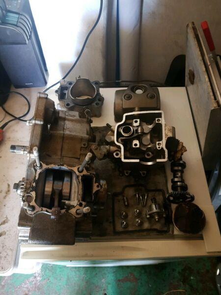 2006 engine in pieces