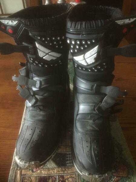 motorcycle boots mens