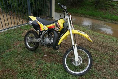 RM85 2 stroke racing bike Suzuki