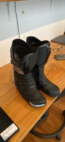 GAERNE GP-1 EVO BOOTS motorcycle boots rrp $550 size 41/7