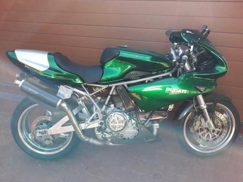 Ducati motorcycle super sport 900 2000