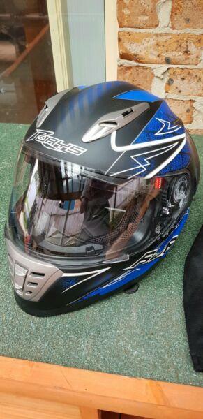 RJays motorbike helmet