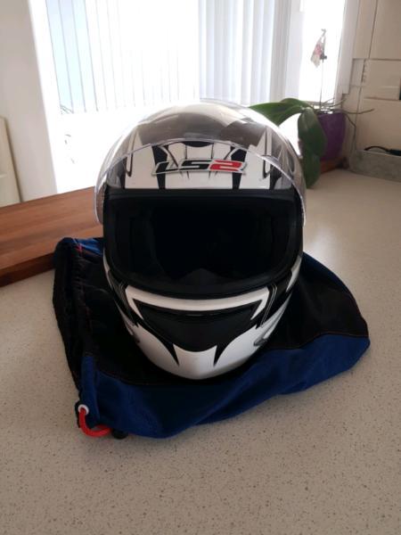 LS2 Motorbike Helmet