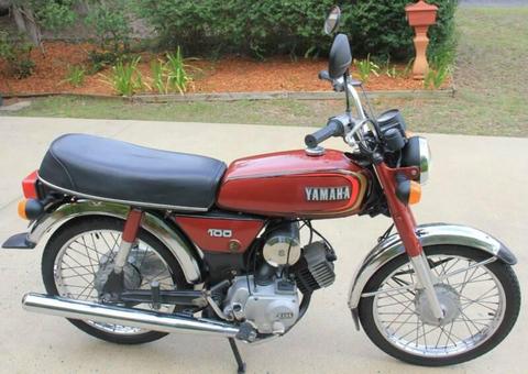 Yamaha DX 100 Vintage Motorcycle