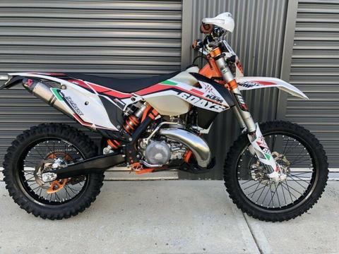 2014 KTM 300 EXC SIX DAYS 300exc super clean