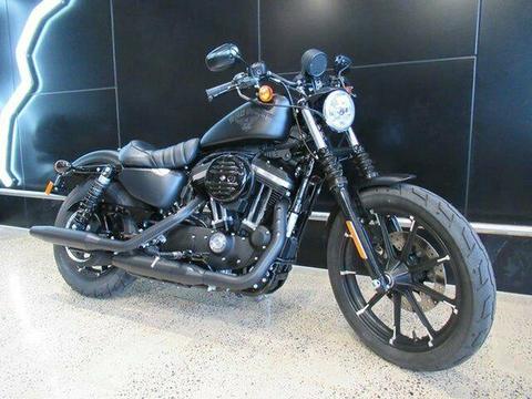 2017 Harley-Davidson IRON 883 (XL883N) Road Bike 883cc