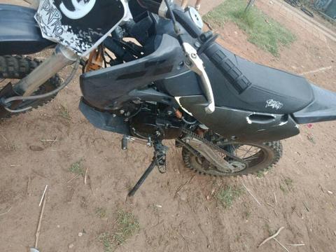 150 pit bikee for sale