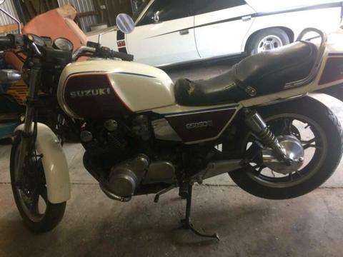 Suzuki GS850 1982 Starts Runs Out of Rego for Years Needs going over