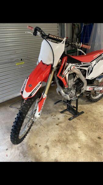 CRF450 in immaculate condition only 40kms $3900 ono