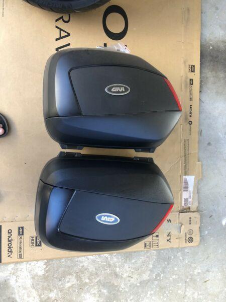 Givi v35 panniers with keys excellent condition