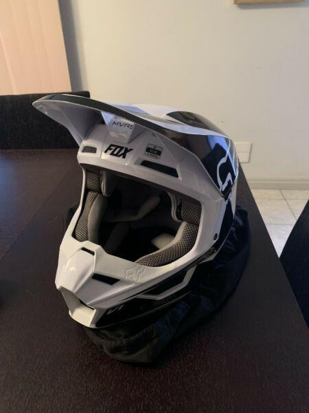 Moto Gear - Helmet - Gloves - Goggles