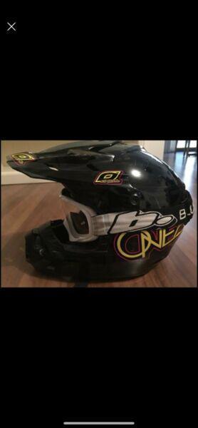 Oneal MX Helmet