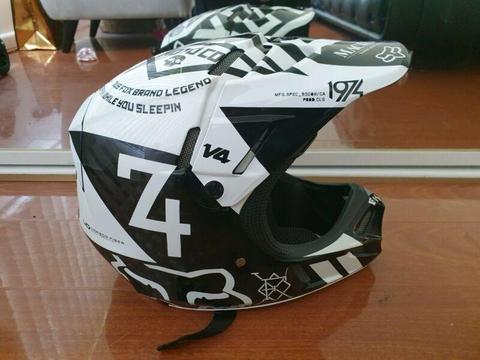 Fox z4 helmet