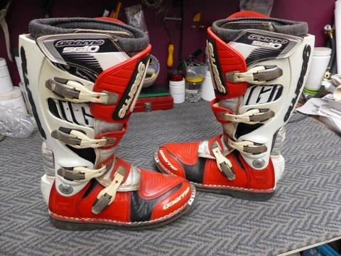 motorcycle boots MX style Gaerne