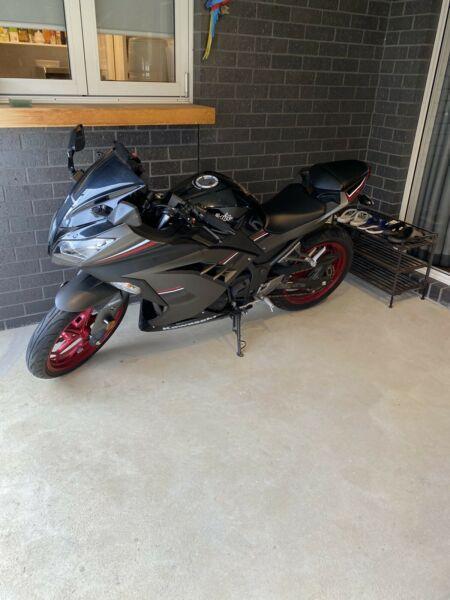 Motorcycle for sale - Kawasaki Ninja