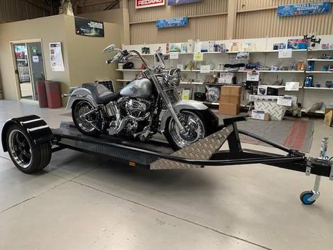 Eagle ramp-less motor bike trailer