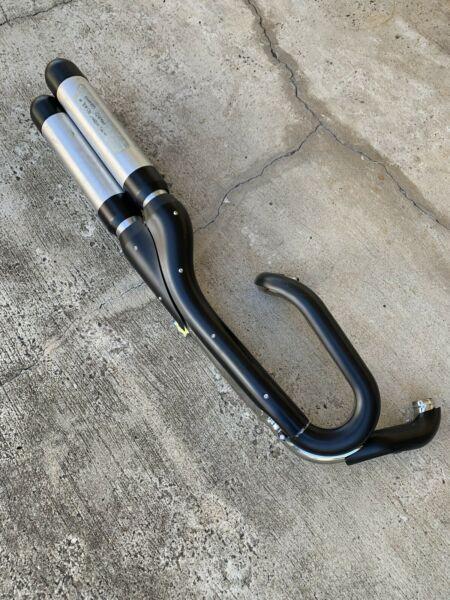 Wanted: V ROD EXHAUST FOR HARLEY DAVIDSON