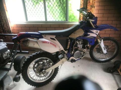 Wr450f motorcycle 2006