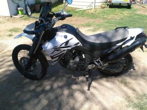 2015 YAMAHA XT660R