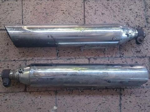 Hyosng GV250 2x Muffler Pair. Cut back style. With FREE headers $60