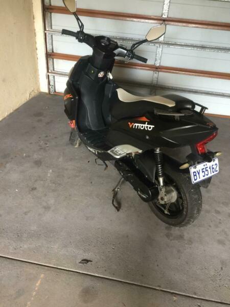 Vmoto Moped