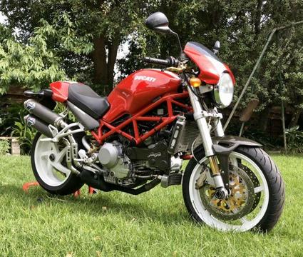 Ducati monster s4r