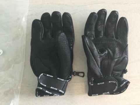 Motorbike gloves size L Leather knuckle protection new never used $ 49