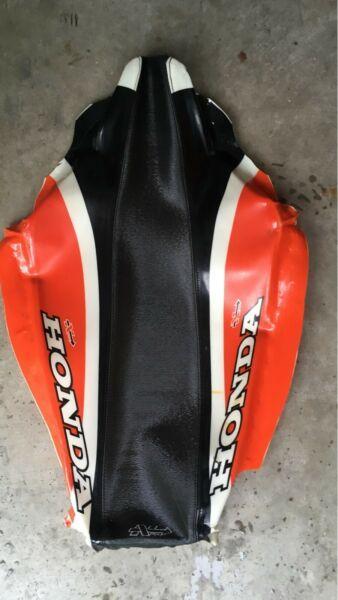 Cr 125/250 seat cover