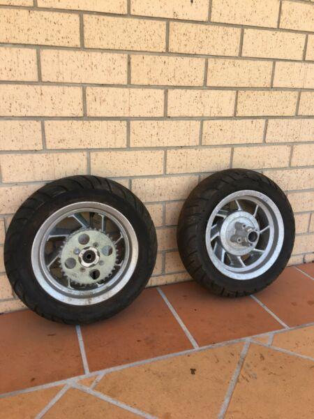 Scooter Wheels and Tyres