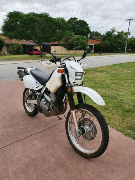 Wanted: Wanted Dr650 parts